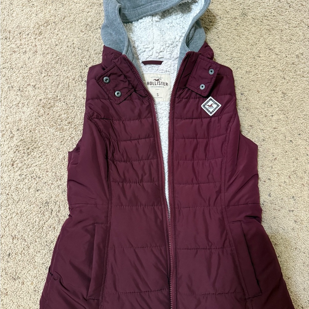Hollister Maroon Quilted Vest with Gray Hood